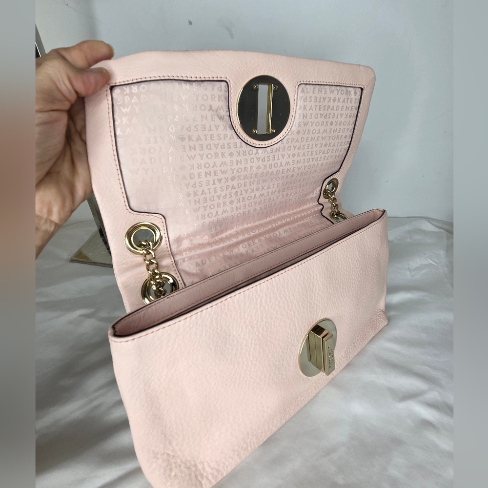 Kate Spade Elegant Leather Pink Quilted Shoulder Bag - Picture 4 of 16
